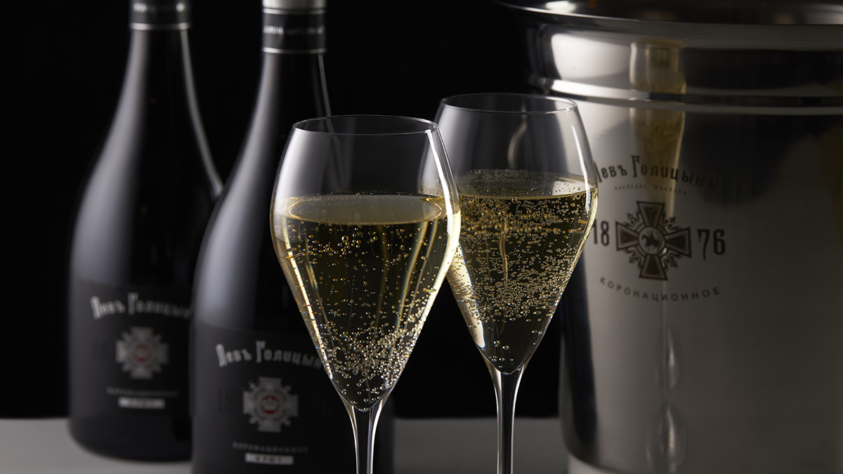 Изысканные игристые вина «Левъ Голицынъ. Коронационное»: для истинных гурманов