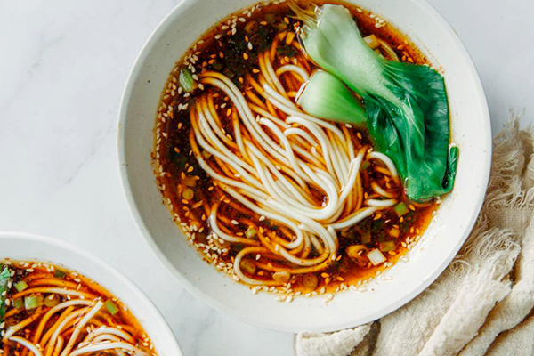 Суань Тан Мянь: простое блюдо для тех, кто устал готовить