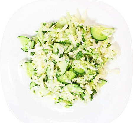 Летящий вкус весеннего салата из капусты