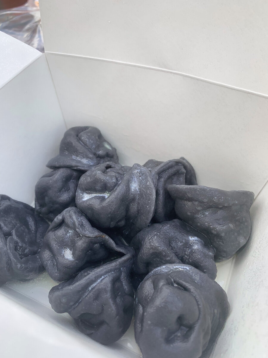 Необычные черные пельмени: как удивить своих близких