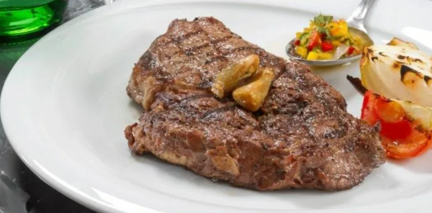 Как правильно приготовить антрекот: секреты от шеф-поваров