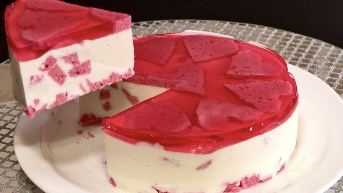 Нежное наслаждение: Творожный десерт с ярким желейным акцентом