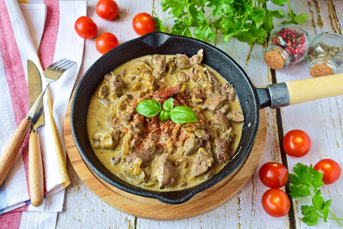 Три простых и вкусных рецепта тушеной куриной печени