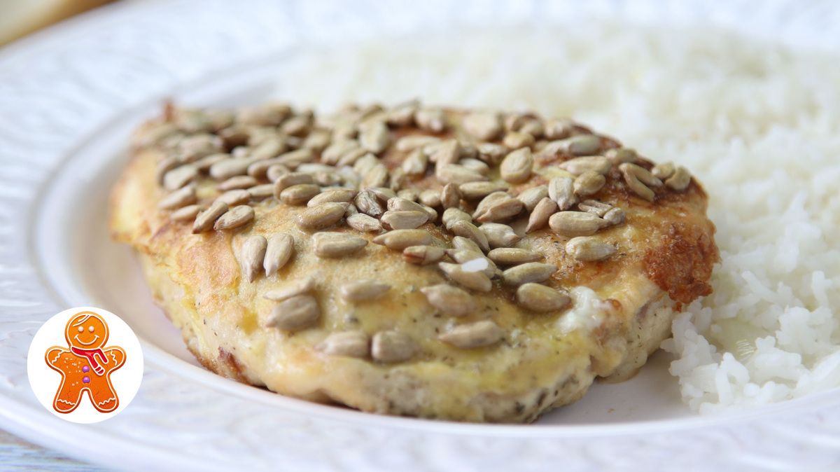 Курица в семечках с изысканным рисом: простой рецепт на каждый день