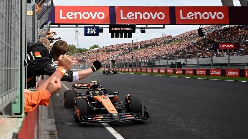 ����� ������ �������� McLaren ��������� ������ �� ����-��� �������