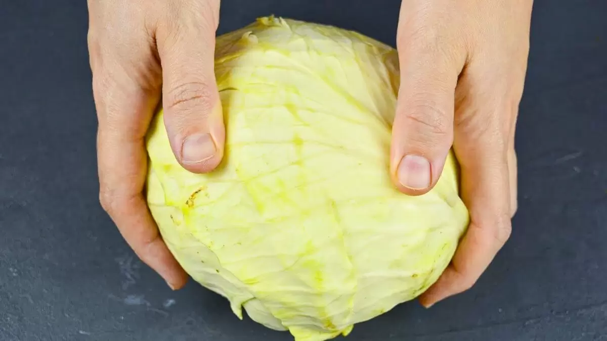 Три свежих и полезных салата из капусты для каждого дня