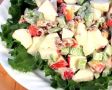 Вкусный фитнес-салат с бананами, яблоками и сельдереем