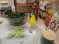 Нежный салат с водорослями вакаме: простой и полезный рецепт